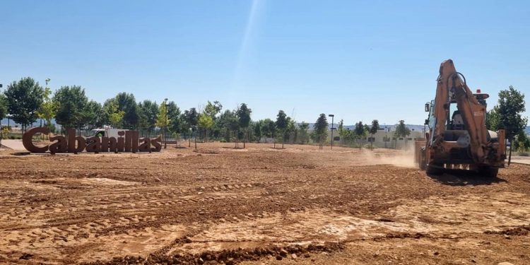Comienzan las obras de construcción de un moderno «pump track» en el Parque Elena de la Cruz 1 obras pump truck inicio 1