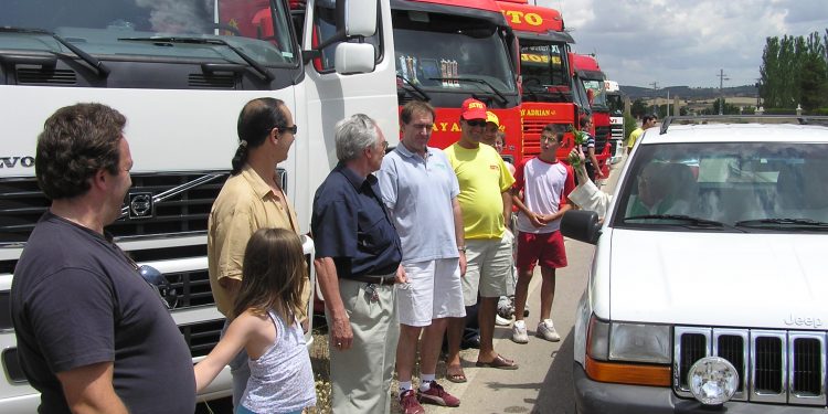 2004. Los camioneros festejaron a San Cristóbal en el Pinar de Jábaga