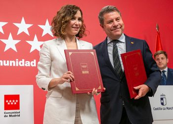 Page valora la colaboración “saludable” entre autonomías y apunta a la posibilidad de extender esa “cooperación” a otras áreas Page valora la colaboración “saludable” entre autonomías y apunta a la posibilidad de extender esa “cooperación” a otras áreas