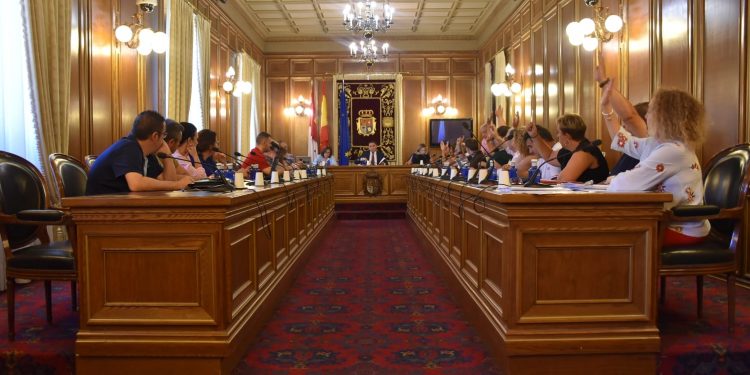 El Gobierno de España invertirá en la provincia más de 3,7 millones de euros gracias a dos convenios firmados con Diputación 1 pleno julio