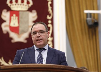 Prieto viajará a Bruselas encabezando una delegación conquense que asistirá a la defensa del tren convencional ante el Comité de Peticiones de la Unión Europea 6 Prieto viajará a Bruselas encabezando una delegación conquense que asistirá a la defensa del tren convencional ante el Comité de Peticiones de la Unión Europea