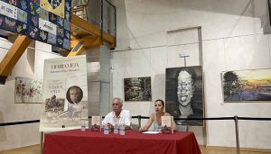 Chani presenta su 'Tierra vieja' en Almonacid de Zorita