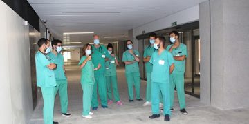 Distintos servicios hospitalarios visitan las Urgencias de la ampliación del hospital de Guadalajara para conocer las instalaciones y circuitos asistenciales
