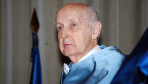 El Ayuntamiento lamenta el fallecimiento del científico Santiago Grisolía, Hipo Adoptivo de la ciudad de Cuenca