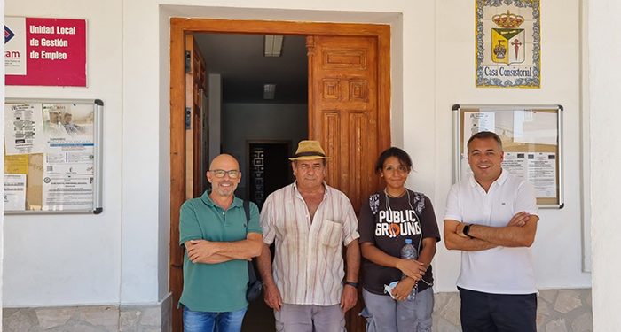 El Gobierno regional ha facilitado durante esta legislatura la contratación de cinco personas a través del plan de empleo en la localidad de Pozorrubio de Santiago 1 El Gobierno regional ha facilitado durante esta legislatura la contratación de cinco personas a través del plan de empleo en la localidad de Pozorrubio de Santiago