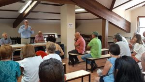 El Gobierno regional impulsa espacios de diálogo y escucha activa entre los residentes de los pueblos para implicarlos en la lucha contra la despoblación