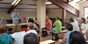 El Gobierno regional impulsa espacios de diálogo y escucha activa entre los residentes de los pueblos para implicarlos en la lucha contra la despoblación