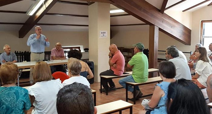 El Gobierno regional impulsa espacios de diálogo y escucha activa entre los residentes de los pueblos para implicarlos en la lucha contra la despoblación