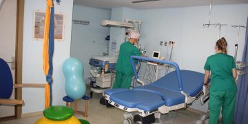 El Hospital Virgen de la Luz de Cuenca avanza en la implantación de partos naturales de baja intervención en el servicio de Obstetricia
