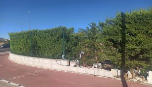 El PP denuncia que el gobierno de Rojo es incapaz de arreglar el muro de la Ciudad de la Raqueta, cuatro meses después