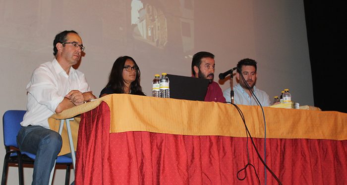 Iniesta prevé un ahorro del 40% en la factura de la luz con el autoconsumo colectivo