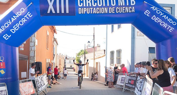 Juan Carlos Fernández y Paula Plaza vencen en la prueba de San Ciro 1 Juan Carlos Fernández y Paula Plaza vencen en la prueba de San Ciro