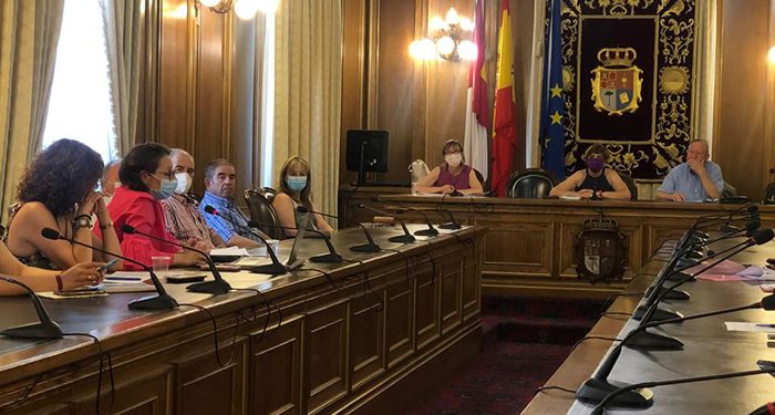 La Diputación de Cuenca ayudará con 87.350 euros a 115 asociaciones de mayores para adquirir equipamiento y hacer actividades