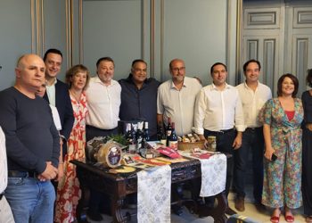 La Diputación de Cuenca promociona los productos agroalimentarios conquenses entre los inversores de Toro Verde y Hoteles Nayara