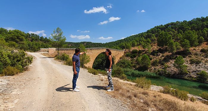 La Diputación de Cuenca va a invertir 150.000 euros en rehabilitar y mejorar el puente de Vadocañas en Iniesta 1 La Diputación de Cuenca va a invertir 150.000 euros en rehabilitar y mejorar el puente de Vadocañas en Iniesta