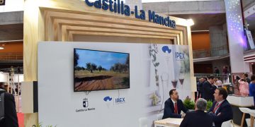 La Junta promociona el vino de las bodegas y empresas de la región con acciones virtuales en el mercado asiático