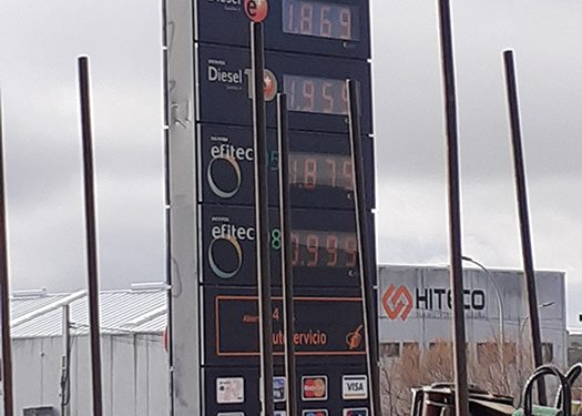 La patronal conquense informa de una nueva línea de ayudas para empresas afectadas por el precio de los carburantes