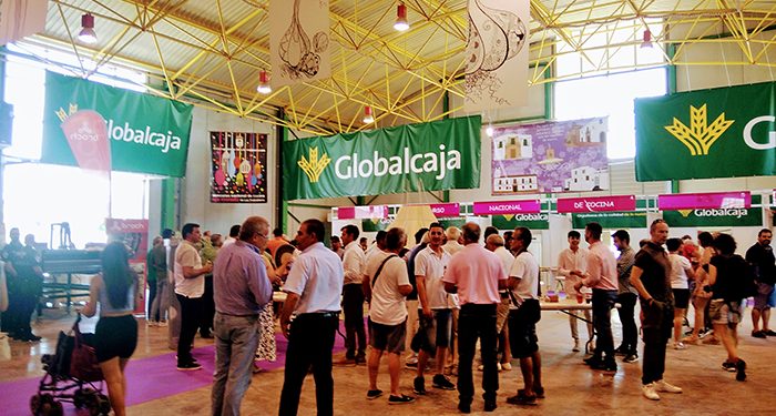 La XLVIII Feria Internacional del Ajo de Las Pedroñeras registra cerca de 15.000 visitantes