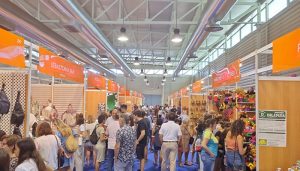 Los gallegos de Ventanas al Pasado se llevan el premio Obra Artesana de la XXXV Feria de Artesanía de Cuenca