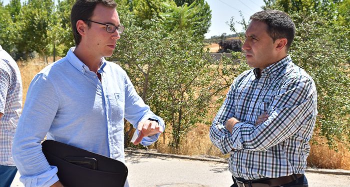 Martínez Chana se interesa por la biorefinería de insectos que la empresa InsectEAT va a poner en la localidad de Cañaveras
