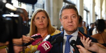 Page avanza nuevos decretos en materia educativa, ayudas para cooperativas y la preparación del plan de vivienda “más importante de la región”