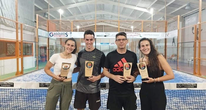 Pedro Guijarro y Sergio Pérez-Moneo y las hermanas Gamero ganan el IX Torneo de Pádel "San Gil Abad" 1 Pedro Guijarro y Sergio Pérez-Moneo y las hermanas Gamero ganan el IX Torneo de Pádel San Gil Abad