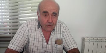 Vicente Reyes. Si no abrimos el comedor escolar mañana, los chicos se nos van.