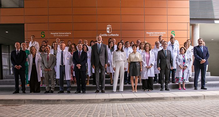 Los Reyes presiden la inauguración oficial de la ampliación del Hospital de Guadalajara (galería fotográfica)