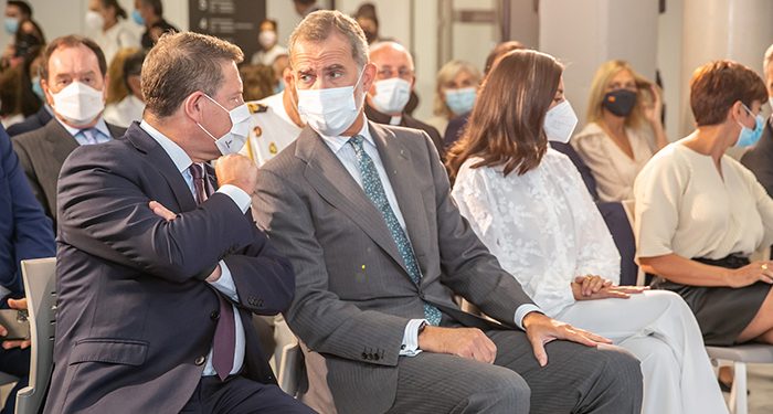 Los Reyes presiden la inauguración oficial de la ampliación del Hospital de Guadalajara (galería fotográfica)