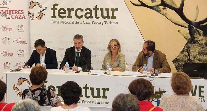 AMFAR pide la retirada de la Ley de Bienestar Animal 1 AMFAR pide la retirada de la Ley de Bienestar Animal