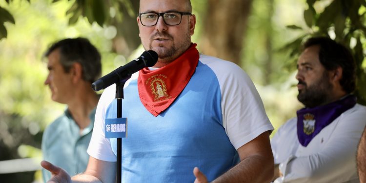 Castillo pide “confianza y valentía” en las próximas elecciones porque “el PP es la única esperanza para recuperar la decencia y el futuro de nuestro país” 1 Castillo pide “confianza y valentía” en las próximas elecciones porque “el PP es la única esperanza para recuperar la decencia y el futuro de nuestro país”