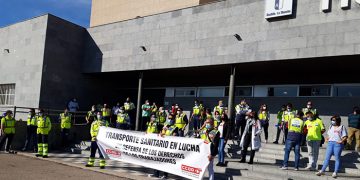 CCOO-FSC reivindica ante la Junta la gestión directa del transporte sanitario de esta región