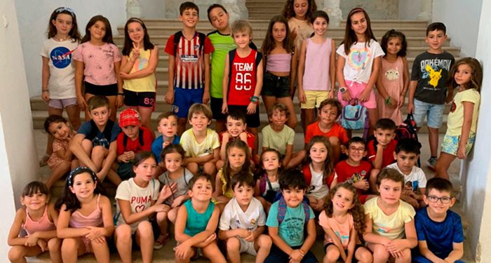 Cincuenta niños han participado en la Escuela de Verano del Ayuntamiento de Huete 1 Cincuenta niños han participado en la Escuela de Verano del Ayuntamiento de Huete