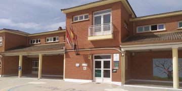 El Gobierno regional ha destinado 120.000 euros a la mejora de la eficiencia energética e iluminación en el colegio público Infanta Cristina de El Provencio