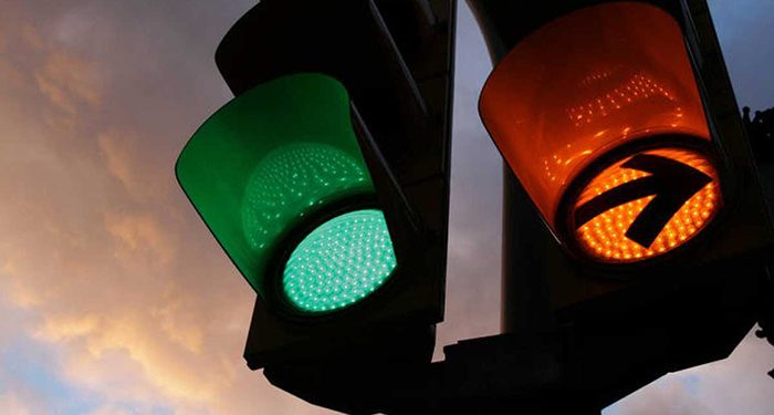 El Ayuntamiento de Cuenca aumenta el tiempo de paso de peatones en los semáforos cercanos a colegios para fomentar los Entornos Escolares Seguros