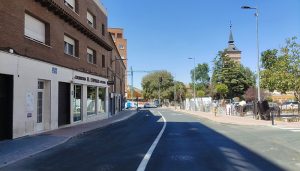 El doble sentido de circulación en la calle Santiago Ramón y Cajal quedará abierto al tráfico rodado este miércoles