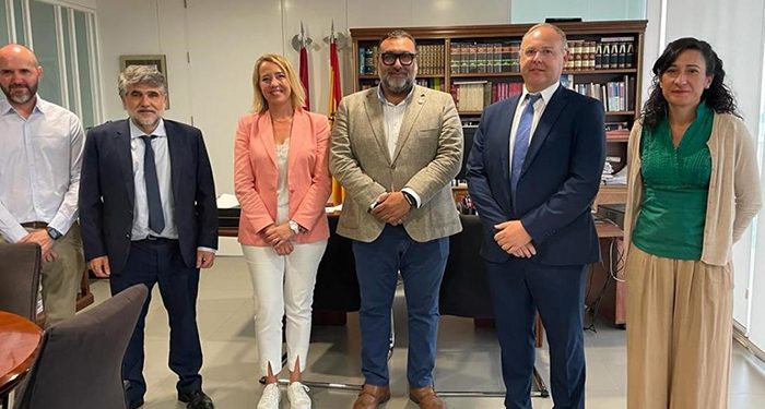 El Gobierno regional participa en una experiencia piloto para prevenir delitos contra la seguridad vial entre jóvenes y adolescentes