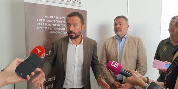 El Gobierno regional potencia el sector de la resina financiando estudios y ensayos que permiten un aprovechamiento sostenible de este recurso de múltiples usos