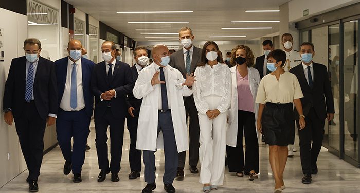 Los Reyes presiden la inauguración oficial de la ampliación del Hospital de Guadalajara (galería fotográfica)