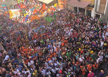 Fernando Herranz anima el inicio de San Mateo con un pregón rockero a ritmo de Rosendo Fernando Herranz anima el inicio de San Mateo con un pregón rockero a ritmo de Rosendo