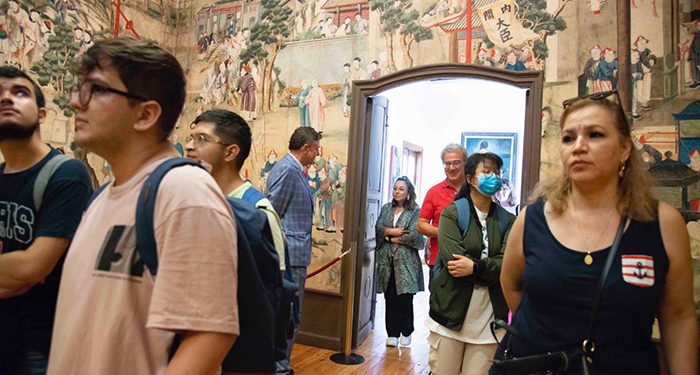 Guadalajara muestra sus espacios monumentales al nuevo alumnado de la Universidad de Alcalá de Henares 1 Guadalajara muestra sus espacios monumentales al nuevo alumnado de la Universidad de Alcalá de Henares