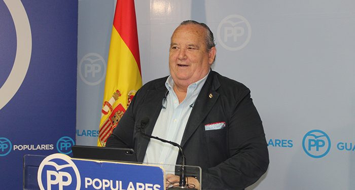Consideraciones sobre la economía de Castilla-La Mancha 1 José Luis González Lamola