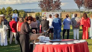 La Asociación de Esclerosis Múltiple de Cuenca celebró su acto benéfico con la asistencia de más de doscientas personas