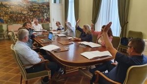 La Diputación de Guadalajara ayuda con 206.449 euros a cuatro cooperativas agroalimentarias y 78 apicultores de la provincia