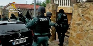 La Guardia Civil desmantela una plantación de marihuana “indoor” en Torrejón del Rey