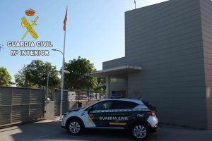 La Guardia Civil detiene a cinco personas como presuntos autores de diferentes hurtos en un establecimiento comercial de Azuqueca