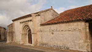 La iglesia de San Bartolomé y la capilla de San Galindo en Campisábalos protagonizarán un curso online sobre “edificios singulares del románico hispano”