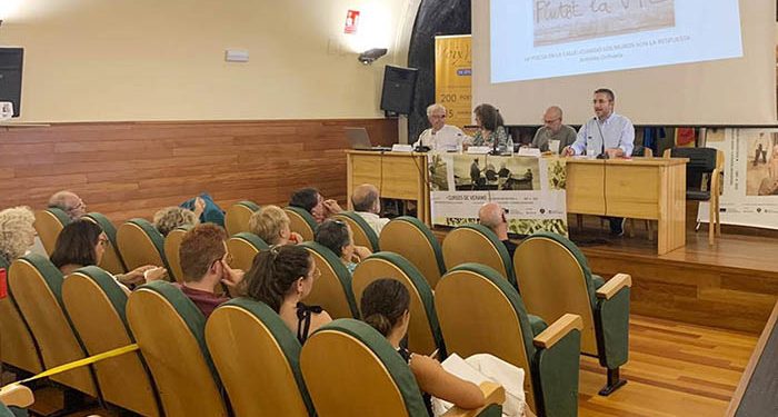 La UCLM celebra una nueva edición del curso de verano sobre la poesía y su poder transformador