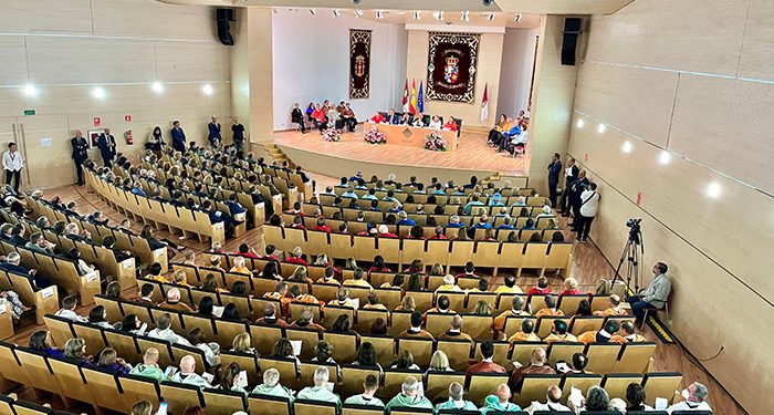 La UCLM inaugura un curso de estabilidad financiera durante el que trabajará en la ampliación de titulaciones