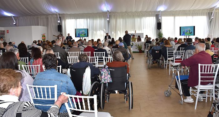 Martínez Chana anuncia en Villagarcía del Llano “una subida notable” del presupuesto destinado a asociaciones de mayores 1 Martínez Chana anuncia en Villagarcía del Llano “una subida notable” del presupuesto destinado a asociaciones de mayores